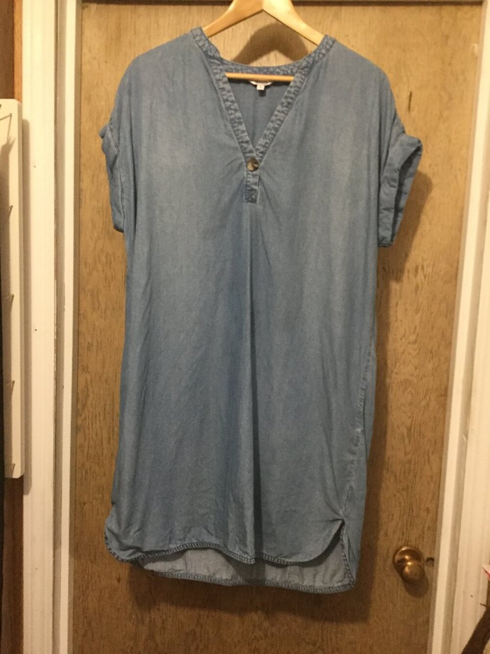 Reitmans brand mini dress lightweight 100% Tencel light blue size large